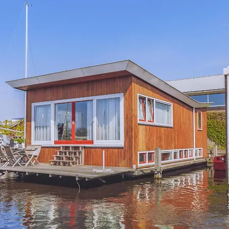 Woude Botel
