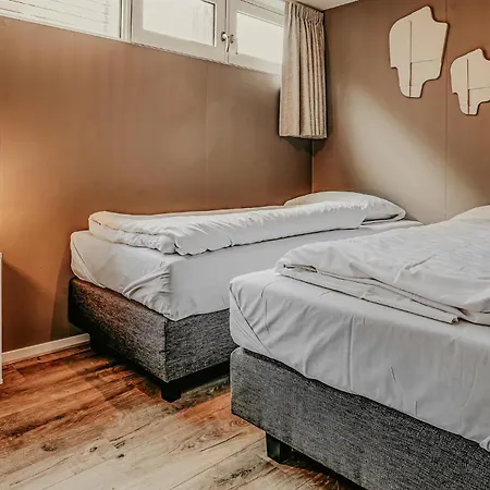 Woude 4* Uitgeest