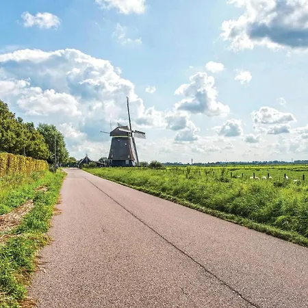 Woude Ботель 4*